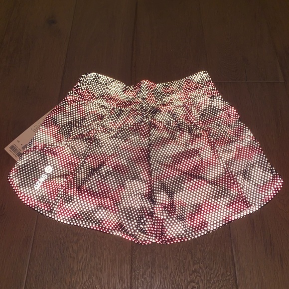 Lululemon Seawheeze Reflective *High Tempo Camo Orange Multi Tracker short - Picture 6 of 7